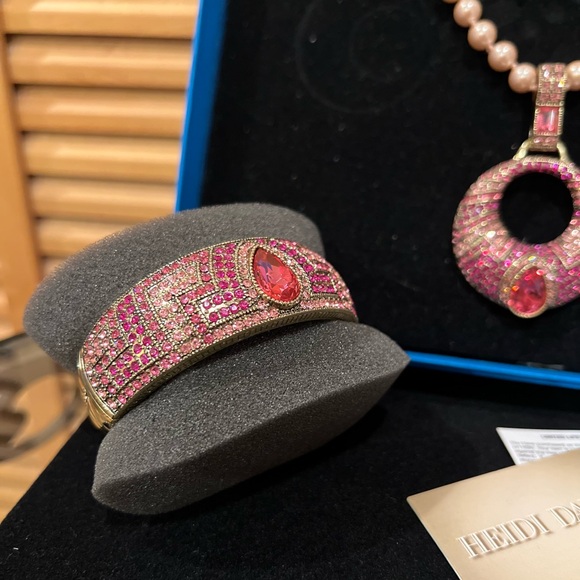 Heidi Daus Pink Pearl & Crystal Necklace/Bracelet Set 💗💎 - Picture 7 of 15